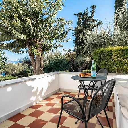 Porto Galini Seaside Resort & Spa Нікіана Екстер'єр фото A balcony in Greece